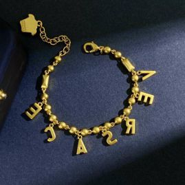 Picture of Versace Bracelet _SKUVersacebracelet02cly5716626